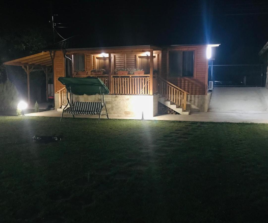 Къщи За Гости Михайлови Sapareva Banya Exterior photo